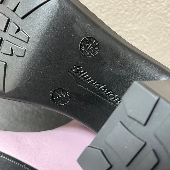 Blundstone Women's Heeled Boots in Purple and Black - Picture 7 of 7